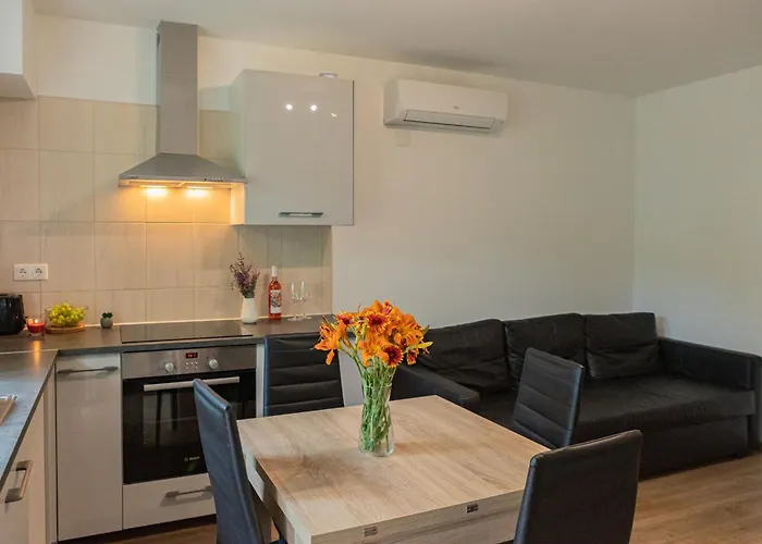 Alma-lak 아파트 발라톤알마디